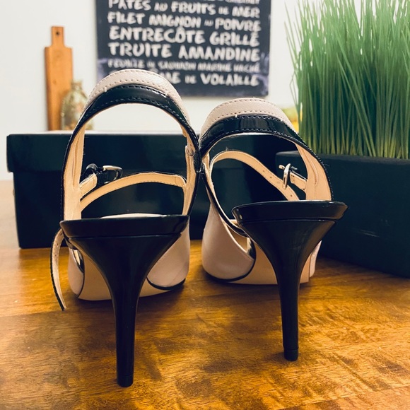 Nine West off white pump with leather straps - Picture 5 of 7